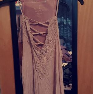 Mauve flower cut out applique top